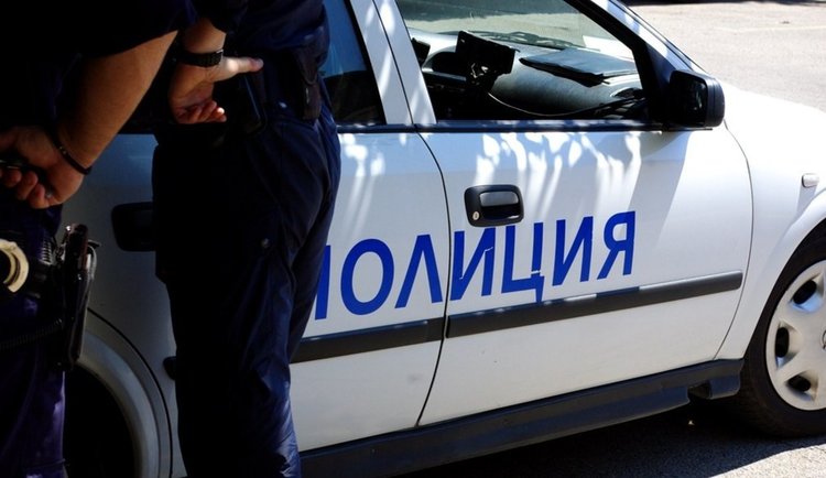 Спипаха крадци с 25 ролки крадени медни проводници в Чепеларе