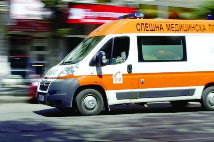 Барман подпалил две момичета с шотове