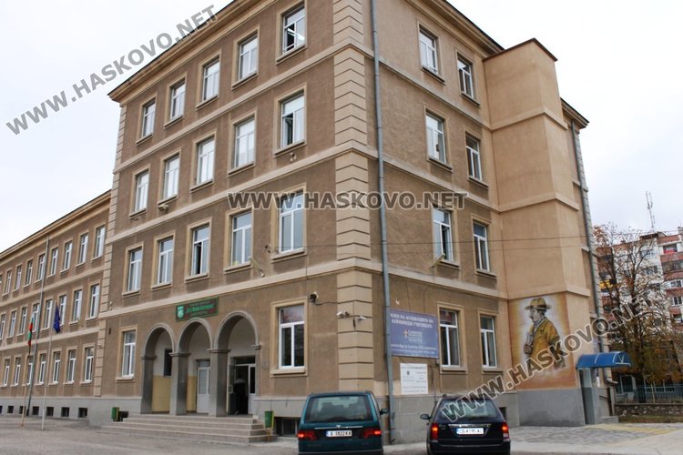 Свириха джаз в Езиковата гимназия в Димитровград