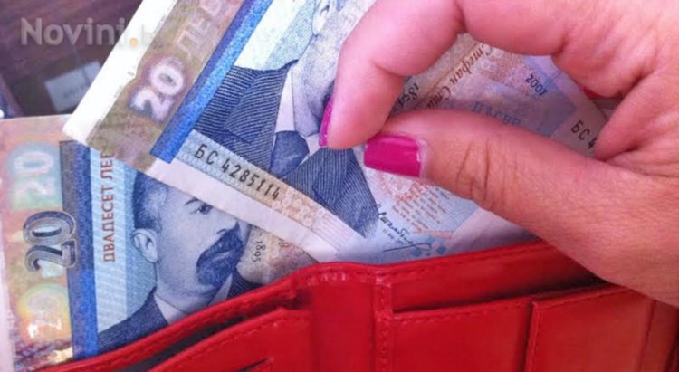 Домакинствата държат 44 млрд. в банките