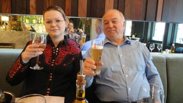 Скрипал е отровен с новичок