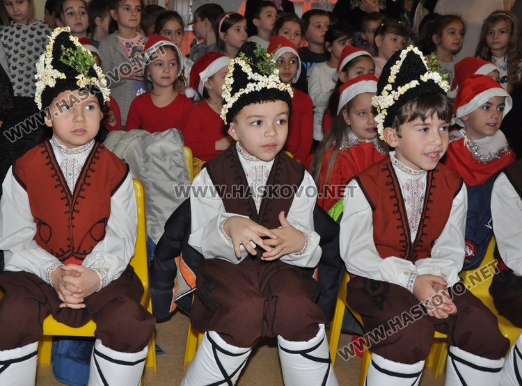  Дежурни забавачки в Хасково между Коледа и Нова година