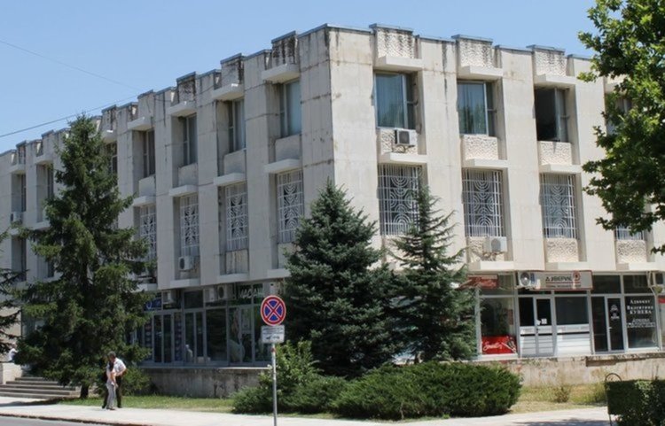 25 метачи търси бюрото по труда по схема "Младежка заетост"