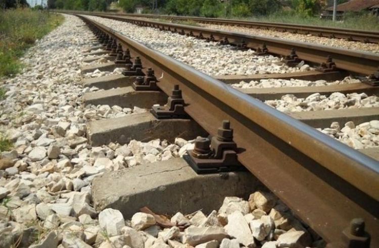 Повече от 12 часа влаковете между Кърджали и Димитровград не се движиха