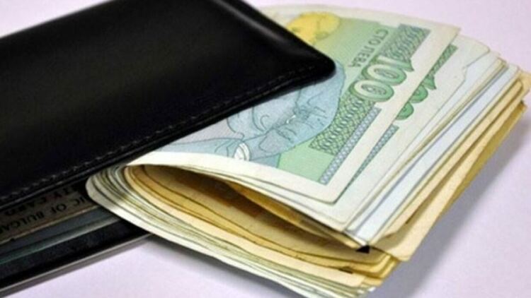 Намерени са пари на улица в Момчилград, полицията издирва собственика