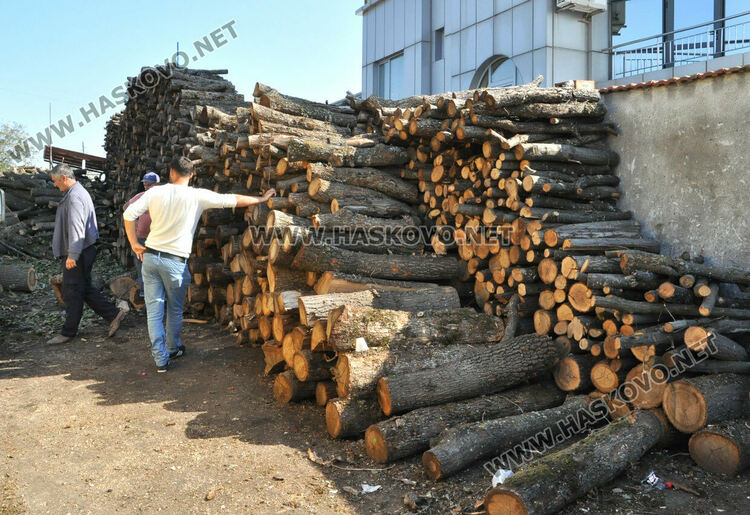 Мобилни екипи ще събират заявленията помощите за отопление в малките населени места