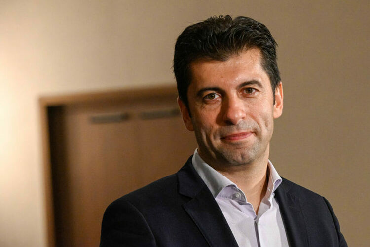 Кирил Петков: Очаквам Гроздан Караджов незабавно да освободи председателя на АПИ