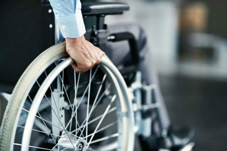 Помощите за 670 000 души с увреждания ще се увеличат с 22% от Нова година