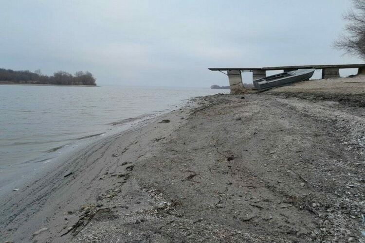 Русия пресушава Каховското водохранилище