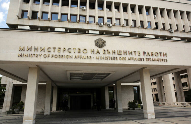 Какви позиции изрази България на консултациите по основните принципи за постигане на мир в Украйна
