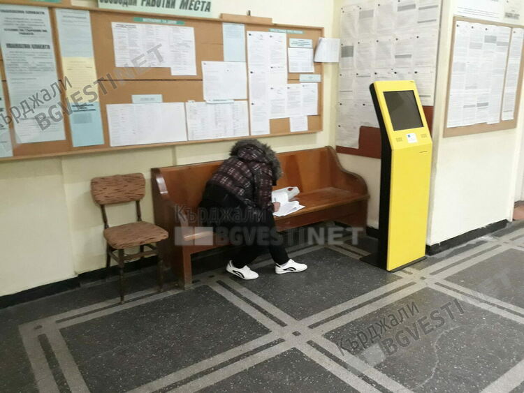 5176  регистрирани безработни в Кърджалийско,само 315 са свободните работни места