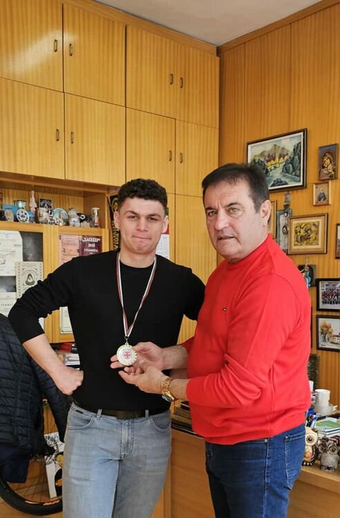 Сейрула от "Славейков" на прослушване за националния отбор по английски език