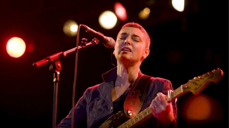 Година по-късно - ясна е причината за смъртта на Sinéad O'Connor