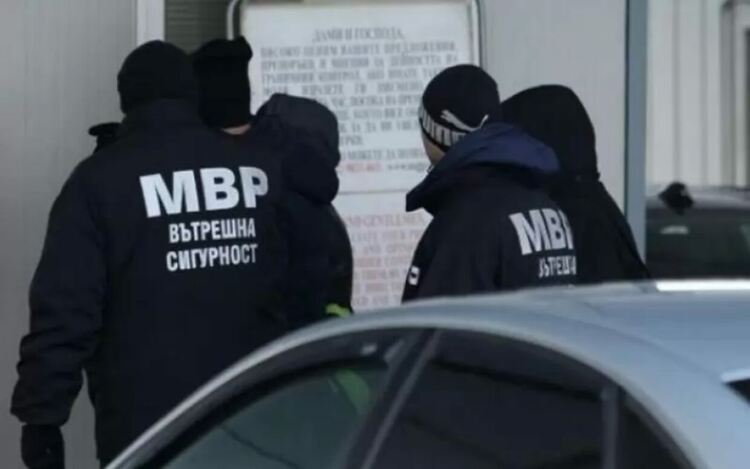 „Вътрешна сигурност“ рови в десетки сигнали за корупция в МВР