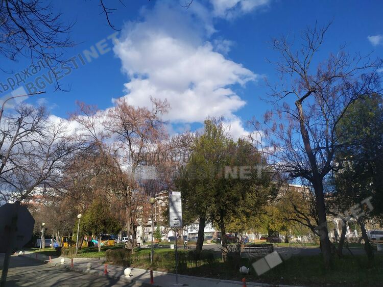 Променлива облачност в Кърджали,тихо време