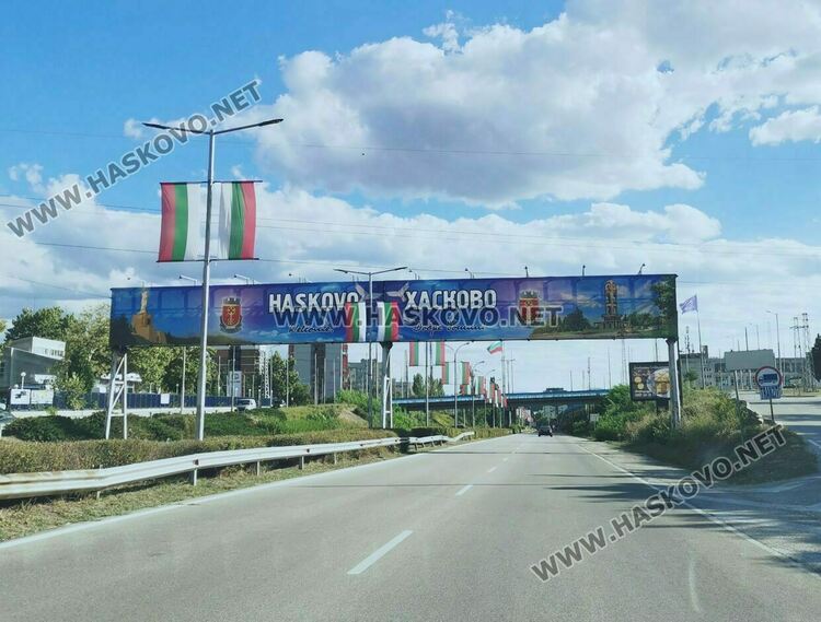 Разкъсани облаци, с повече слънце следобед
