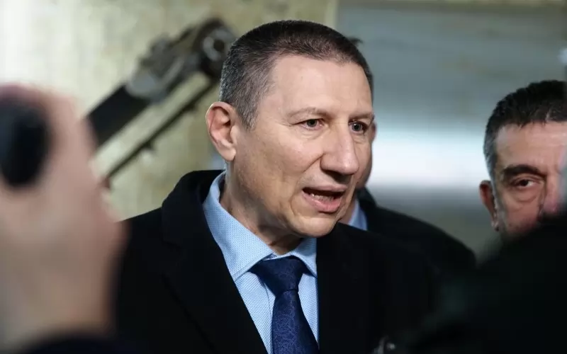 Сарафов подава сигнал до Радев за политическа корупция