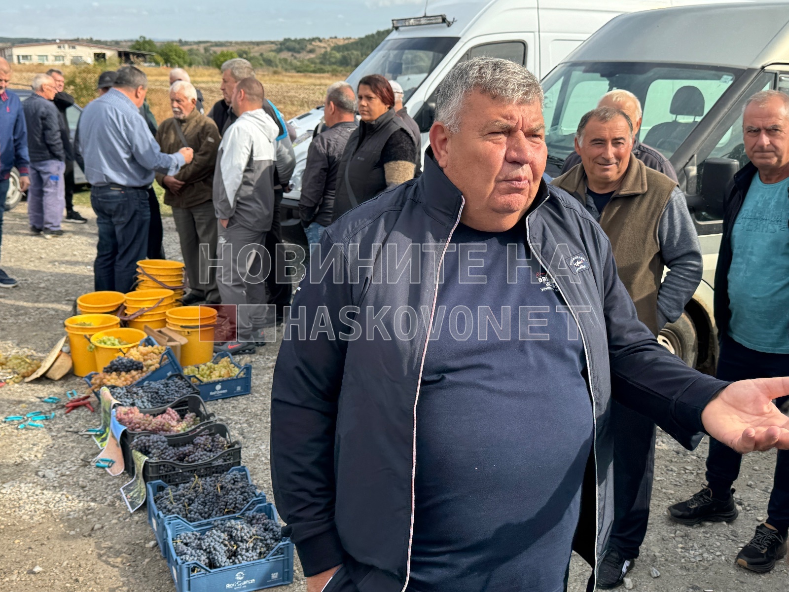 Производители на грозде от Хасковско на протест срещу ниските изкупни цени и вноса