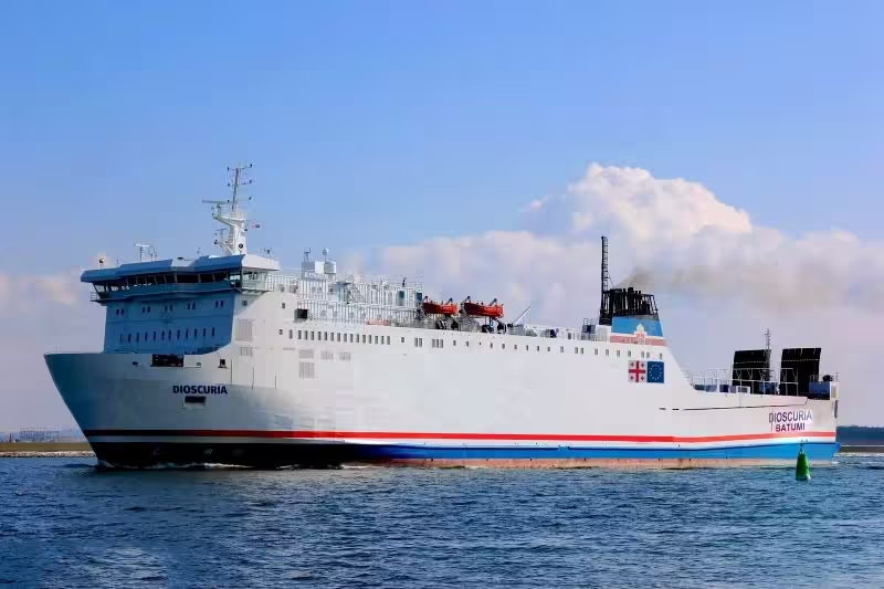 Дронове атакуваха два кораба морето край Бяла