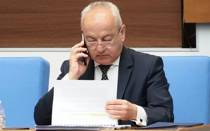 Финансовият министър двойно надува санкциите в данъчните закони