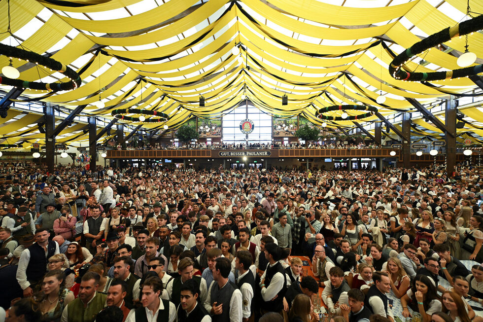 Според икономисти докато потребителските цени са се повишили със 120% от 1985 г. насам, цената на фестивала за 1 л бира е с 400% по-висока.