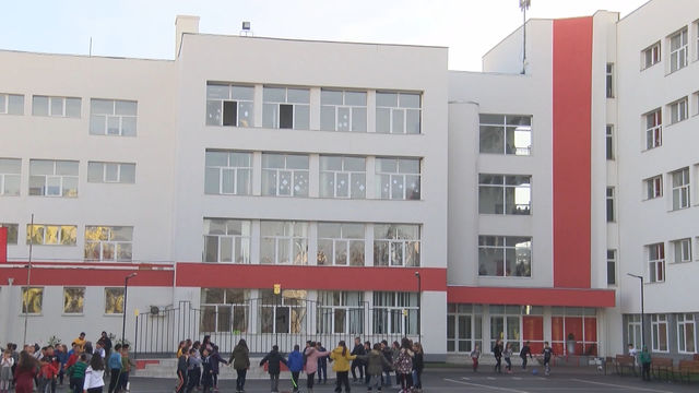 Преподаватели от СУ „П. Р. Славейков“ преминаха обучение по проект за квалификация на професионалното развитие